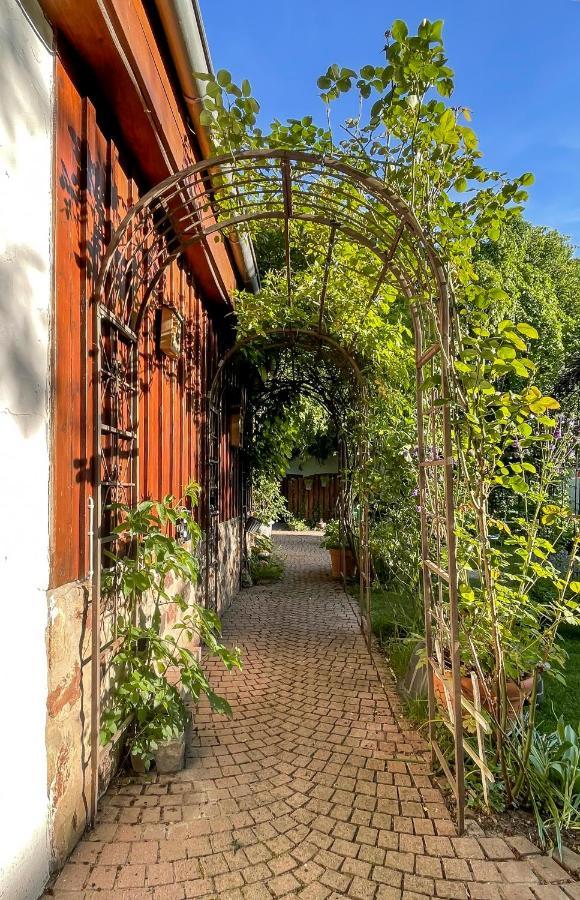Ferienhaus Burgblick Munzenberg ภายนอก รูปภาพ